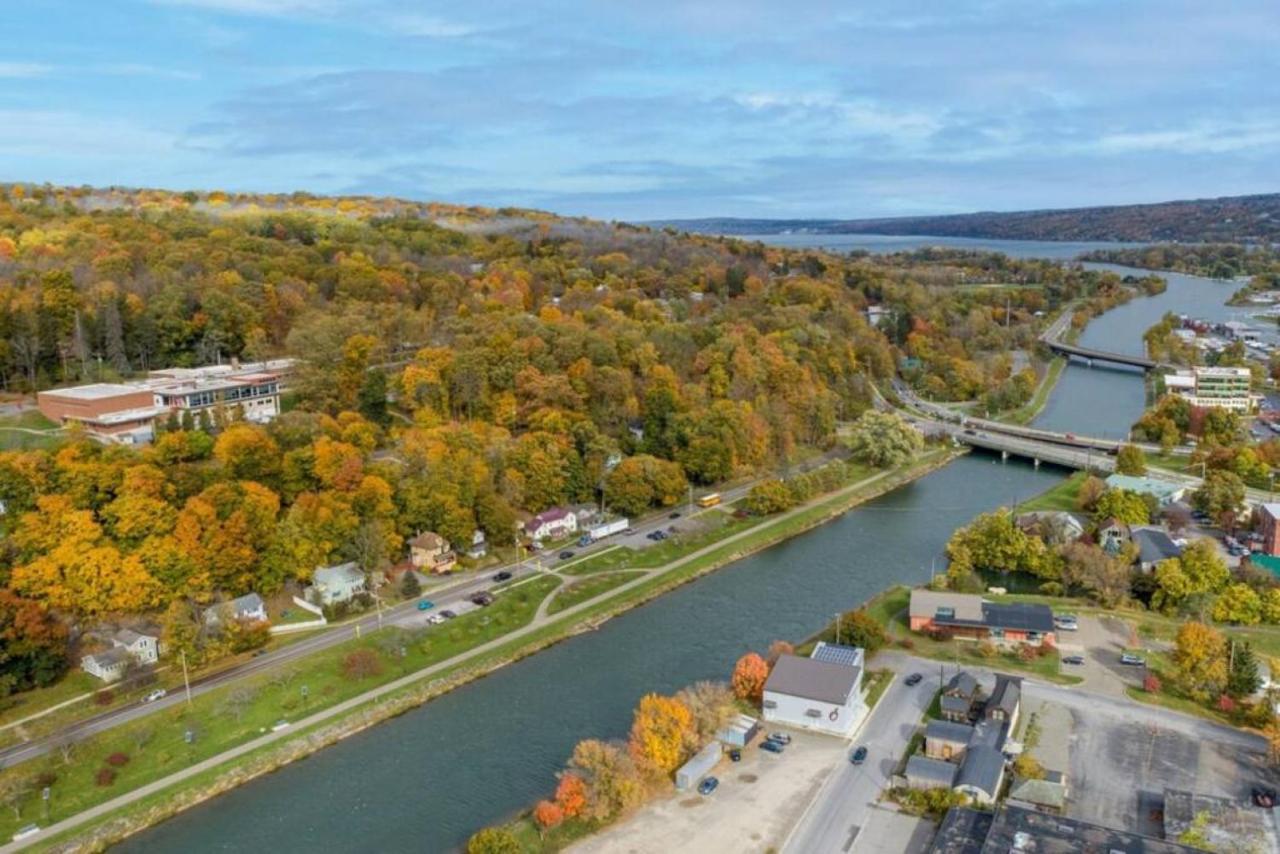 River Front Home In The Heart Of Ithaca Eksteriør billede